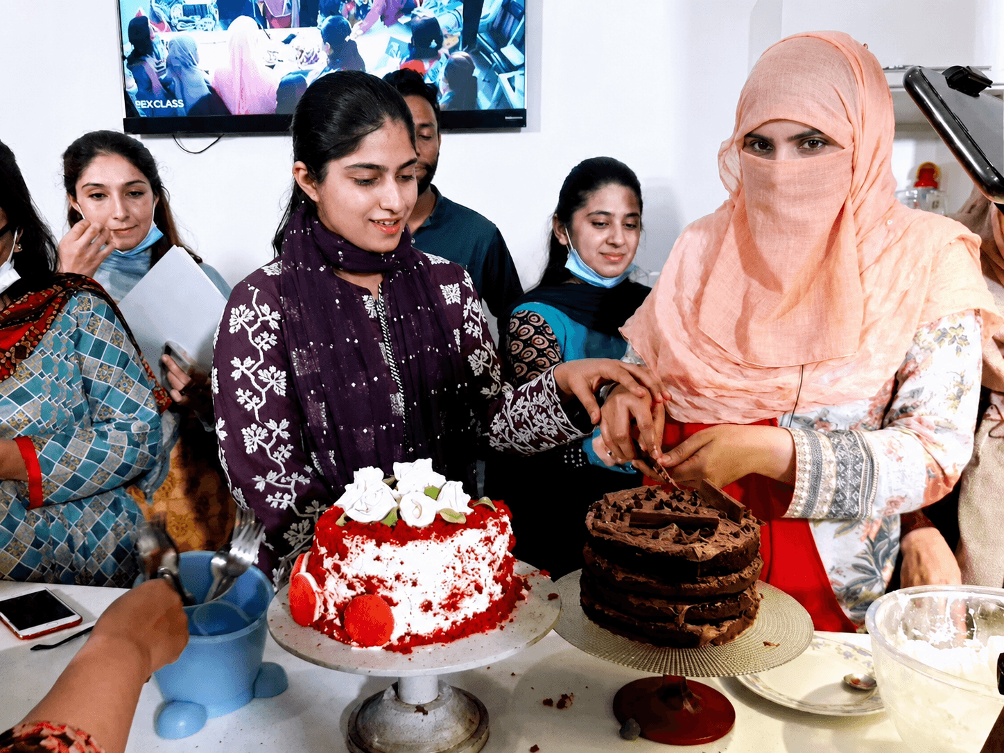 Student attending a practical baking course at SB Kitchens Lahore